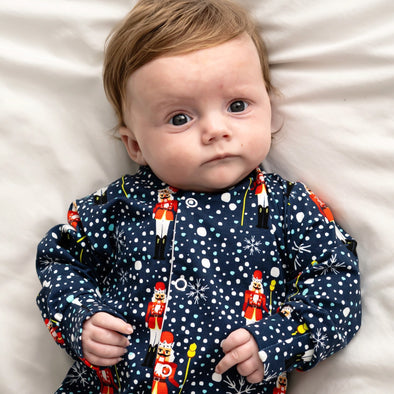 Nutcracker print cotton Sleepsuit