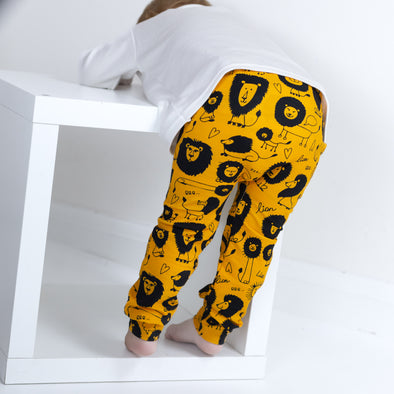 Brian the Lion leggings