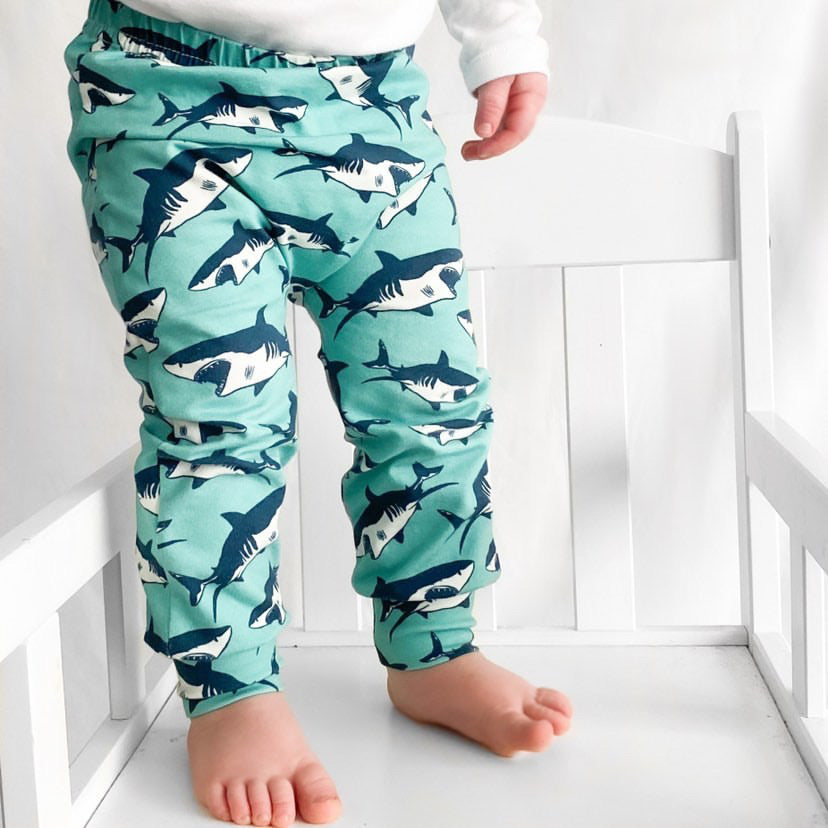 UNIQLO Malaysia - Baby boy is wearing: BABIES TODDLER Printed Leggings RM  24.90 Baby girl is wearing: BABIES TODDLER Printed Cropped Leggings RM  24.90 | Facebook